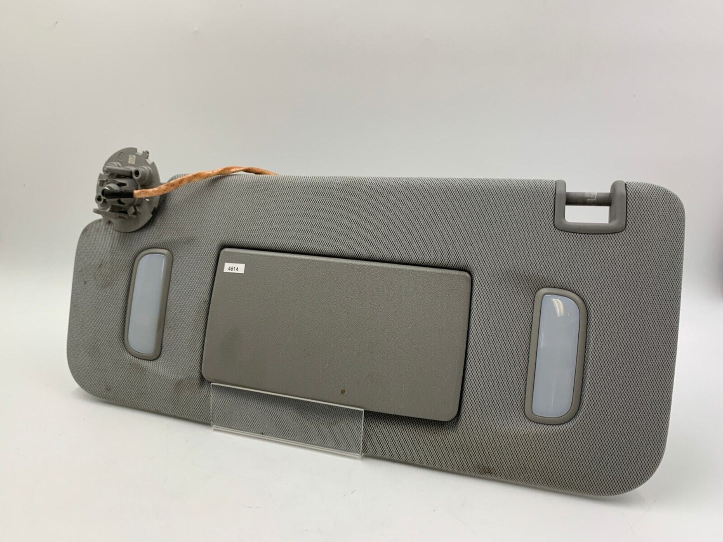 2017-2021 Chevrolet Trax Driver Side Sunvisor Sun Visor Gray OEM G02B18067