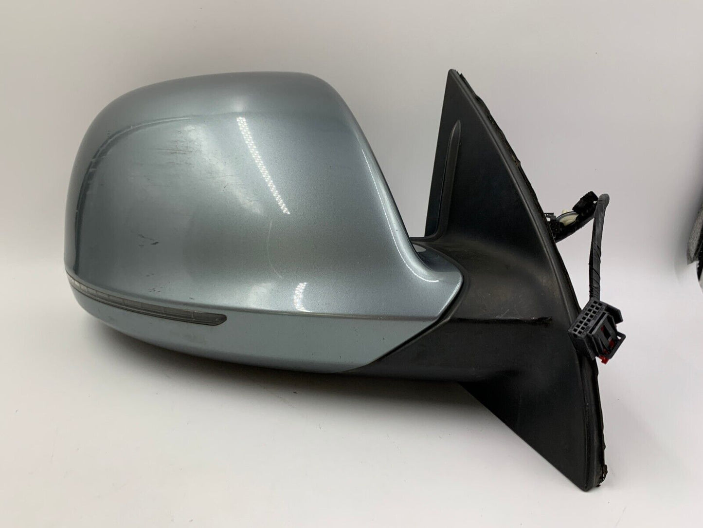 2007-2009 Audi Q7 Passenger Side View Power Door Mirror Blue OEM BSA E01B53020