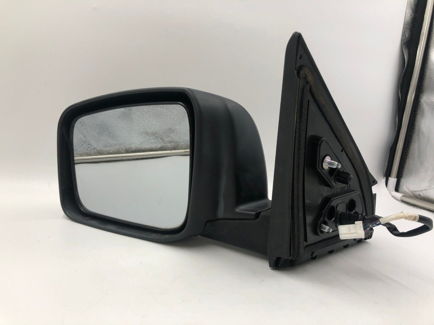 2008-2015 Nissan Rogue Driver Side View Power Door Mirror Black OEM E03B31031