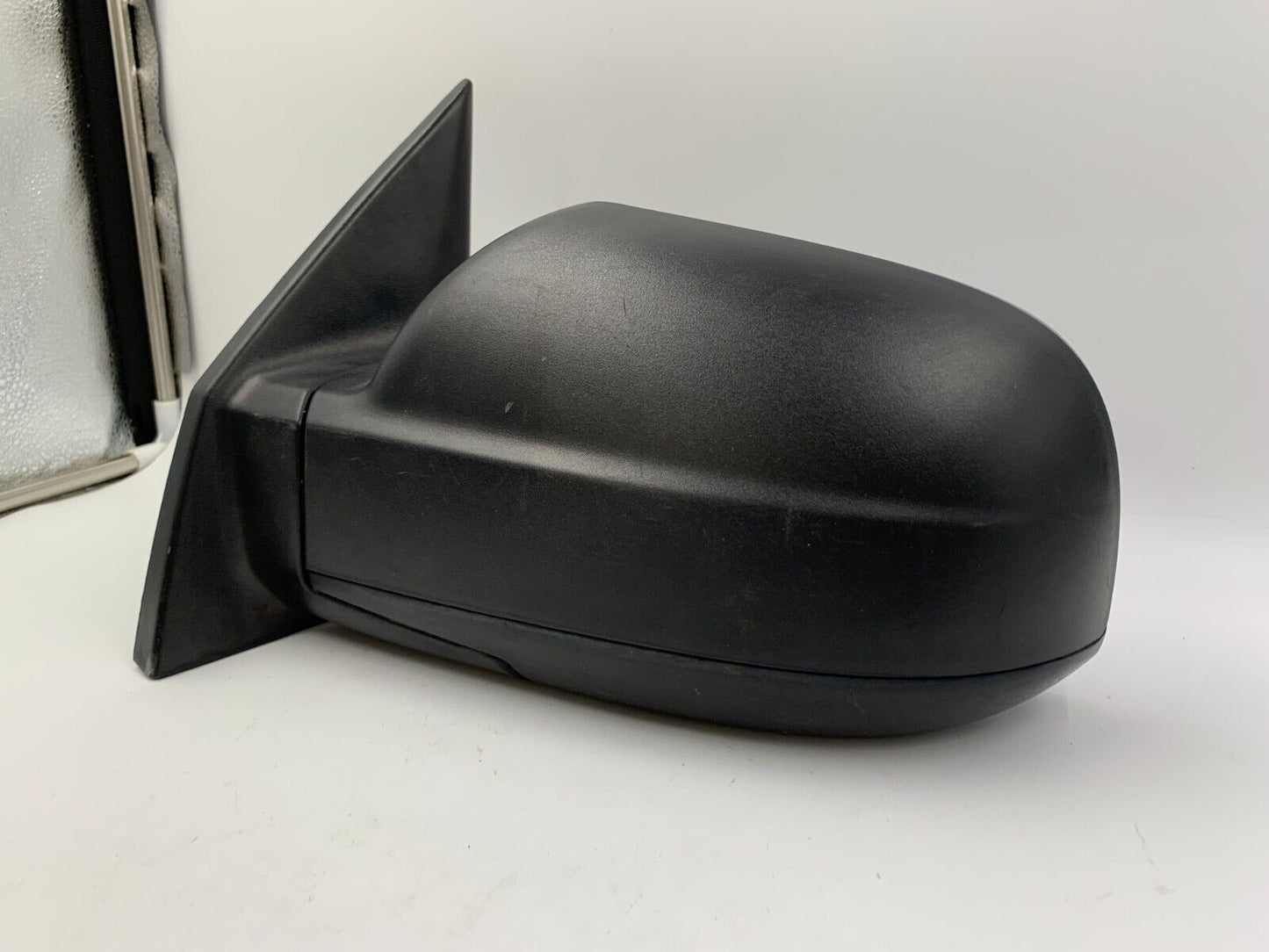 2005-2009 Hyundai Tucson Driver Side View Power Door Mirror Black OEM D03B34068