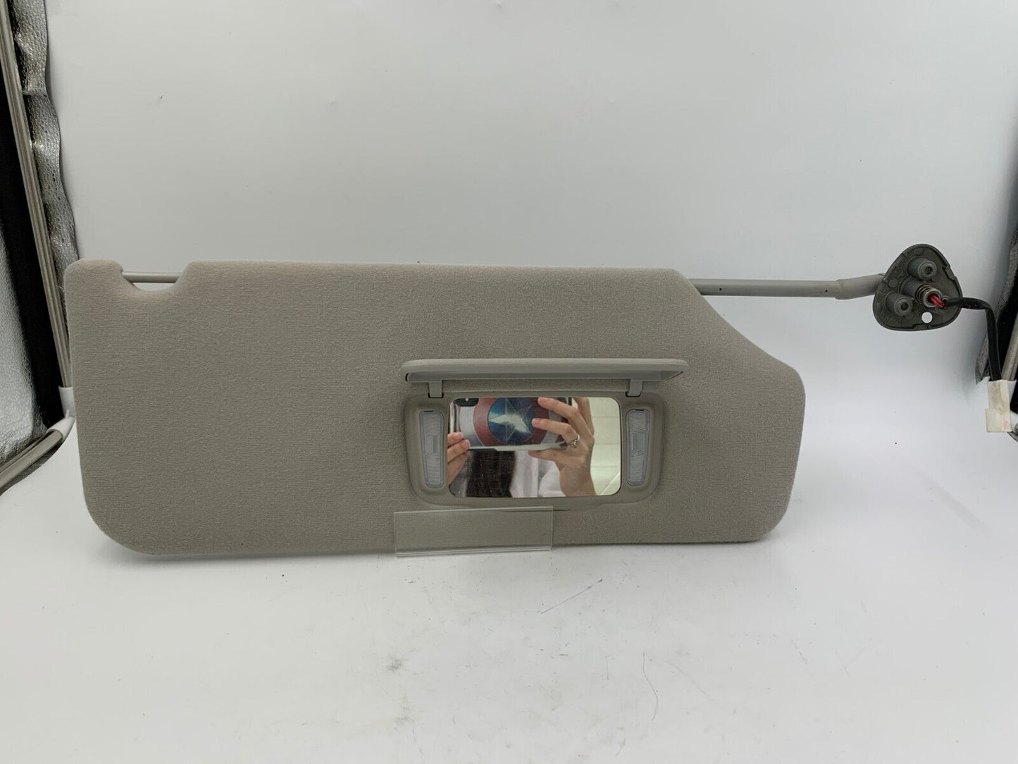 2011-2014 Toyota Sienna Passenger Sun Visor Sunvisor Gray OEM G01B07072