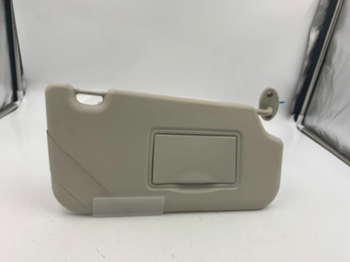 2012-2013 Ford Focus Passenger Sun Visor Sunvisor Ivory OEM D04B39035