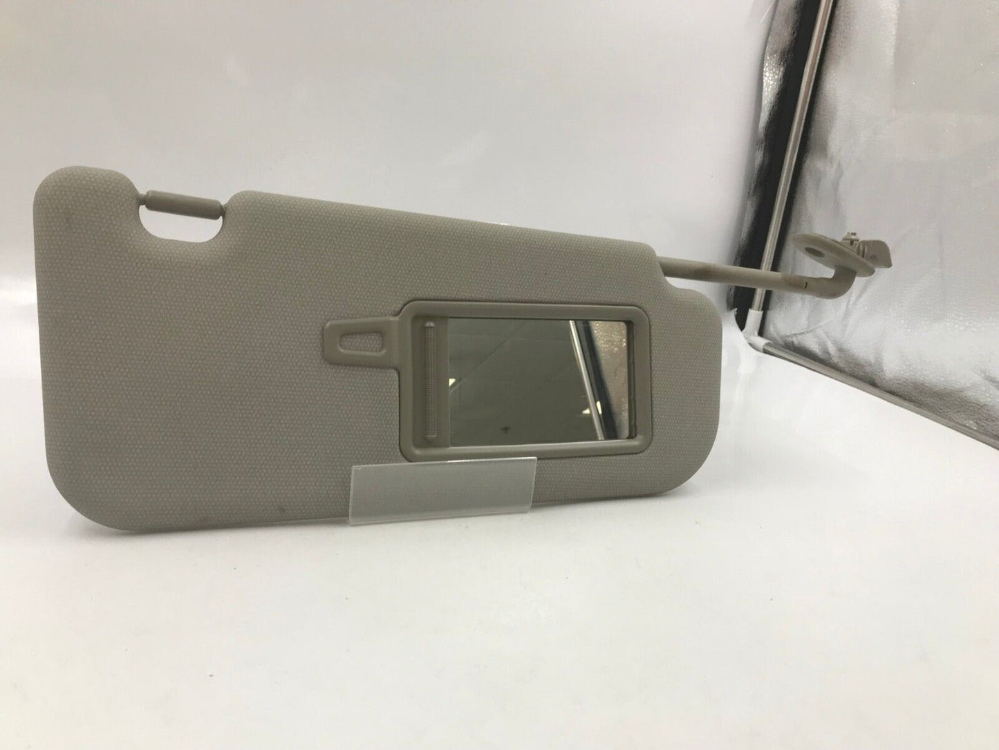 2012-2017 Kia Rio Passenger Sun Visor Sunvisor Gray OEM E02B29064