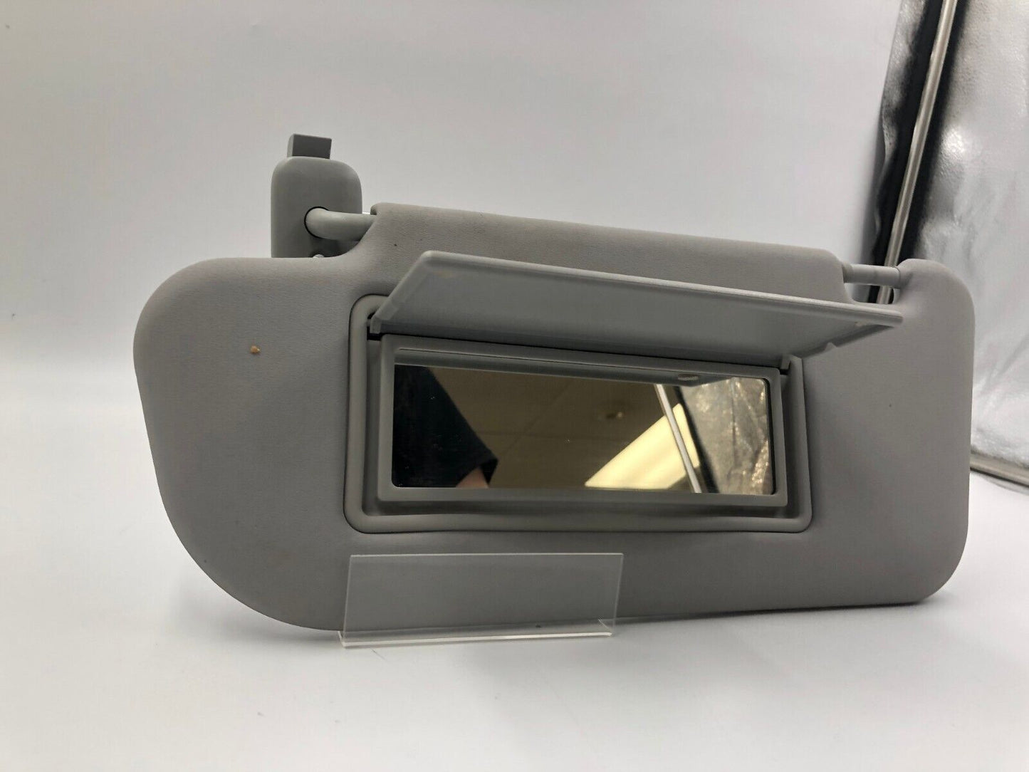 2004-2009 Mazda 3 Driver Sun Visor Sunvisor Gray OEM B01B22068