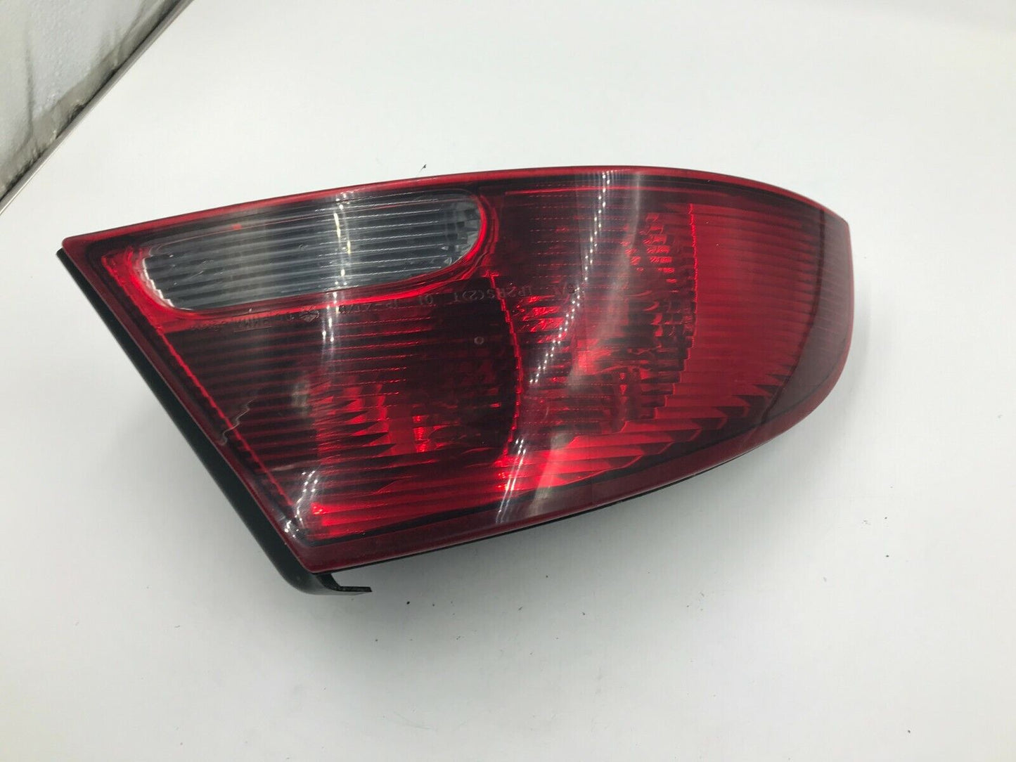 2003-2005 Dodge Stratus Driver Side Tail Light Taillight OEM B03B16017