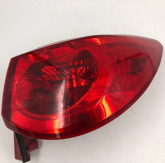 2009-2012 Chevrolet Traverse Passenger Side Tail Light Taillight OEM F04B16058