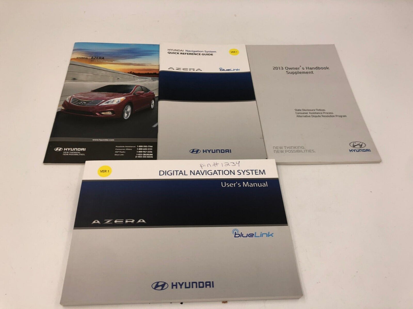 2013 Hyundai Azera Owners Manual Set with Case OEM C01B19020