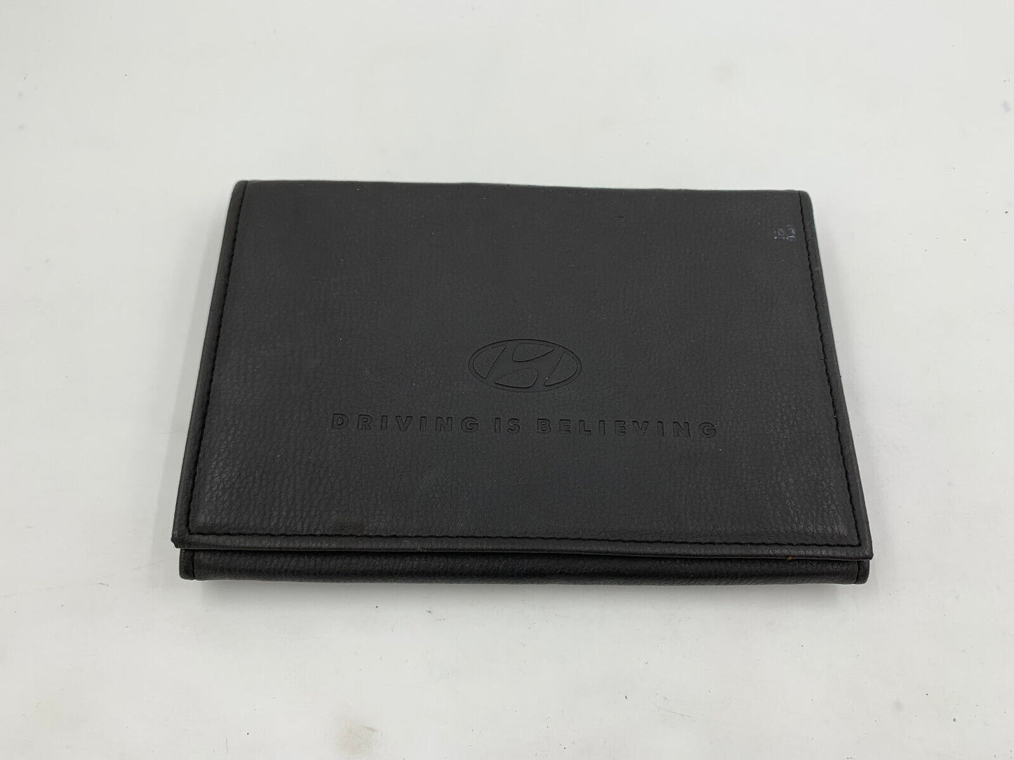 2004 Hyundai Santa FE Owners Manual Set with Case D04B56058