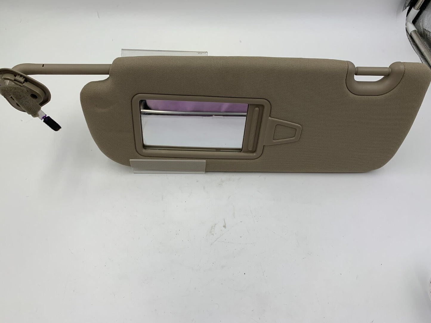 2013-2019 Hyundai Santa Fe Driver Sun Visor Sunvisor Beige Illuminated J02B12073