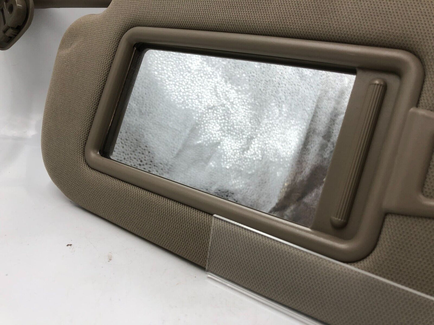 2013-2019 Hyundai Santa Fe Driver Sun Visor Sunvisor Beige Illuminated J02B12073