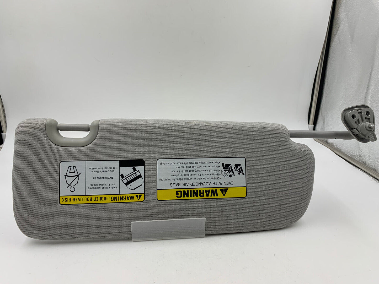 2013-2019 Hyundai Santa Fe Driver Sun Visor Sunvisor Gray OEM J01B31028