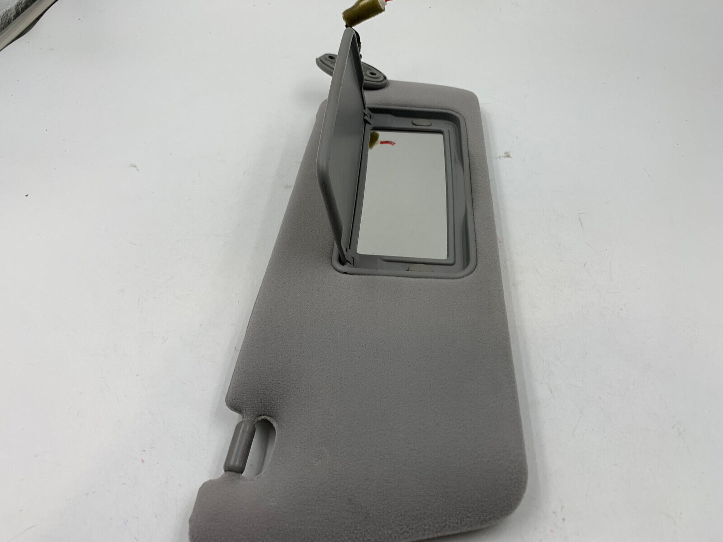 2005-2006 Lexus ES330 Passenger Sun Visor Sunvisor Gray Illumination G02B37061