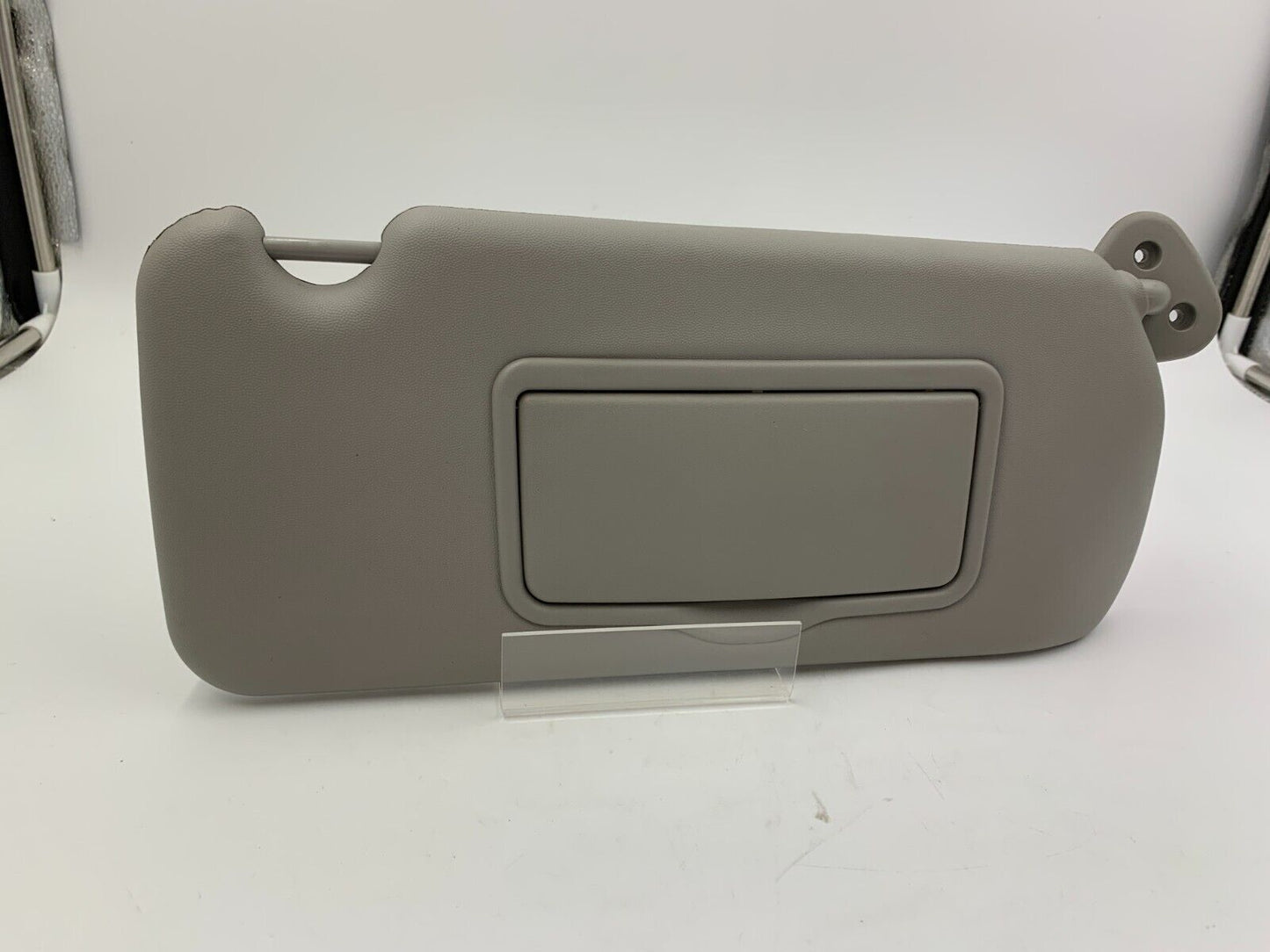 2003-2007 Cadillac CTS Passenger Sun Visor Sunvisor Gray Illuminated G02B37065