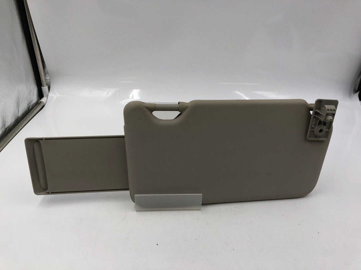 2013-2015 Nissan Versa Sedan Passenger Sun Visor Sunvisor Gray OEM C02B31062