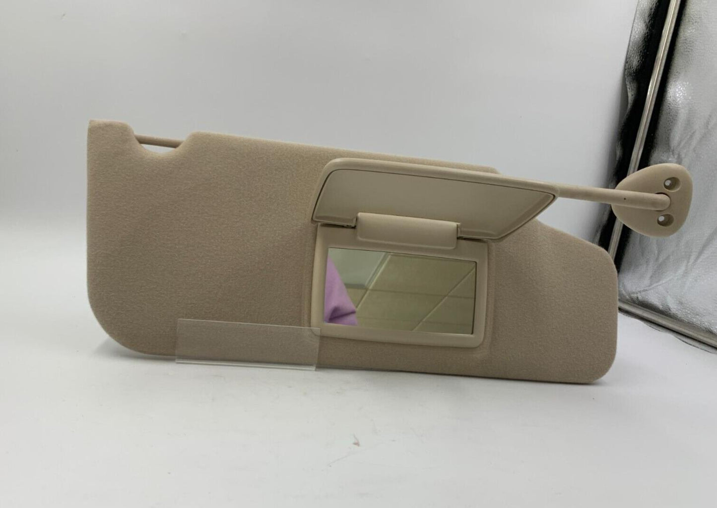 2004 Ford Taurus Passenger Sun Visor Sunvisor Beige OEM C02B31064