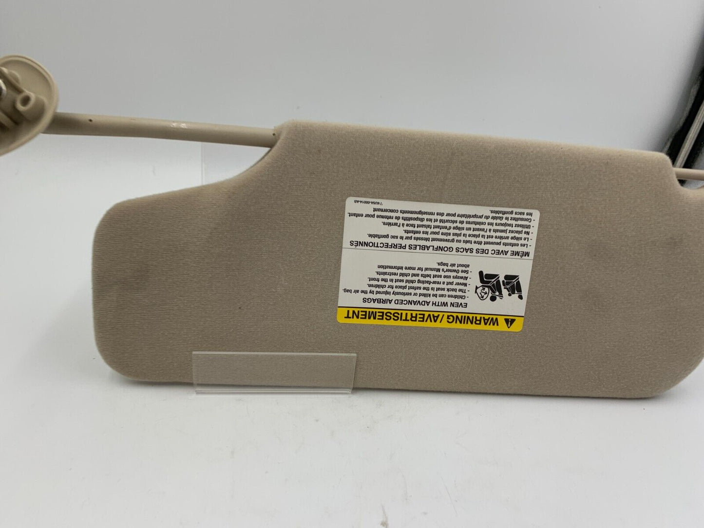 2004 Ford Taurus Passenger Sun Visor Sunvisor Beige OEM C02B31064