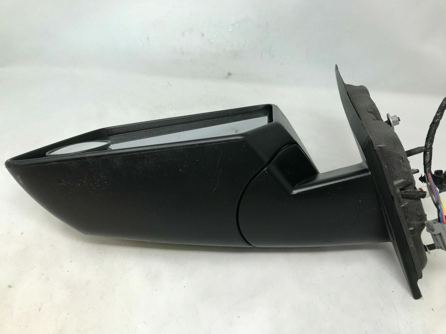 2007-2008 Saturn Outlook Driver Side View Power Door Mirror Black OEM B02B45036