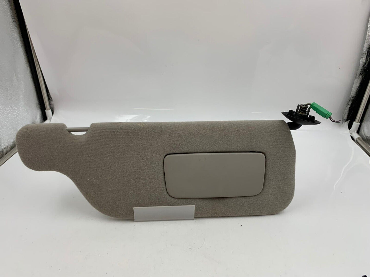 2001-2003 Ford Windstar Passenger Sun Visor Sunvisor Gray Illuminated F02B39058