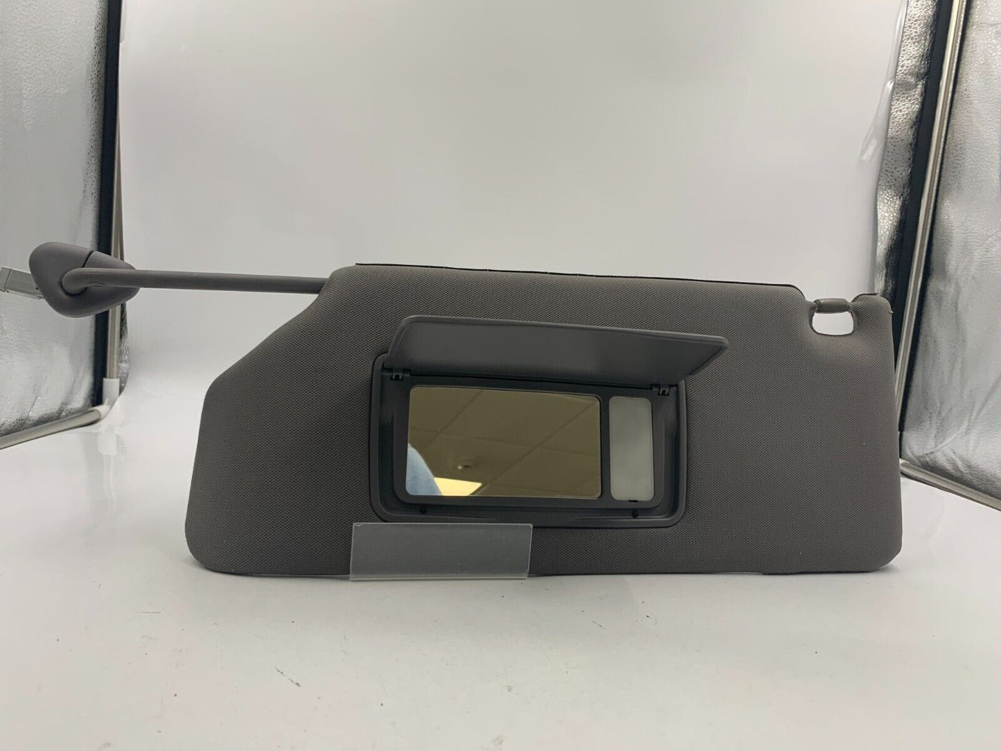 2006-2010 Honda Odyssey Driver Sun Visor Sunvisor Gray Illuminated OEM C01B38061