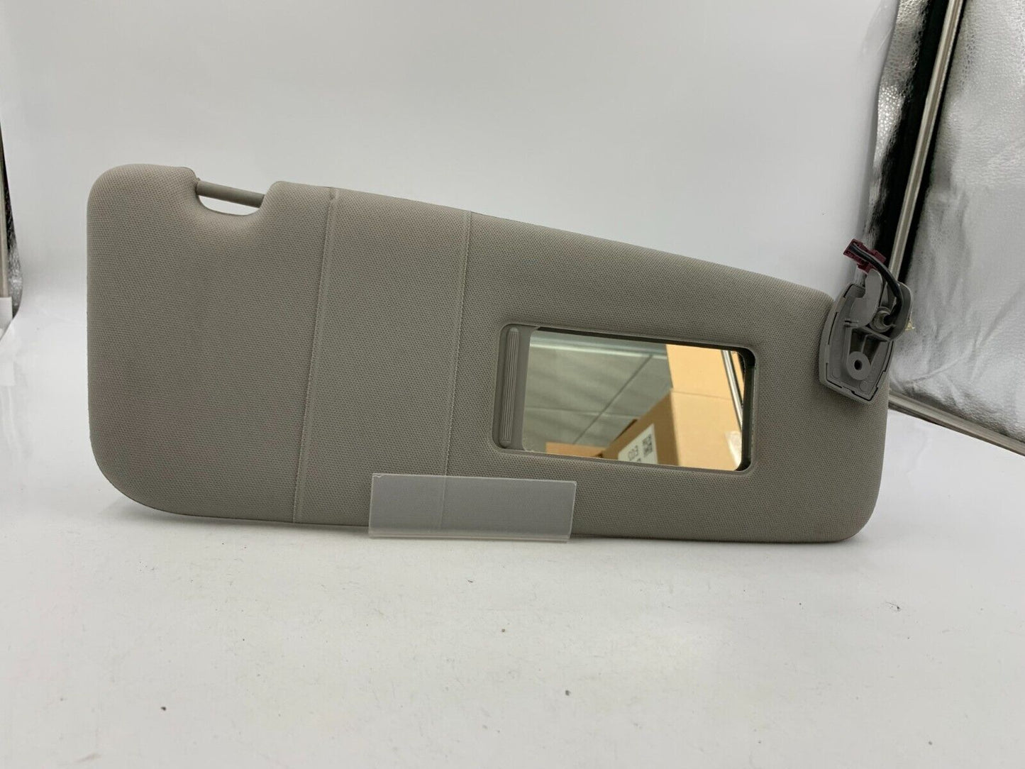 2006-2009 BMW 550i Passenger Sun Visor Sunvisor Gray Illuminated OEM E01B55066