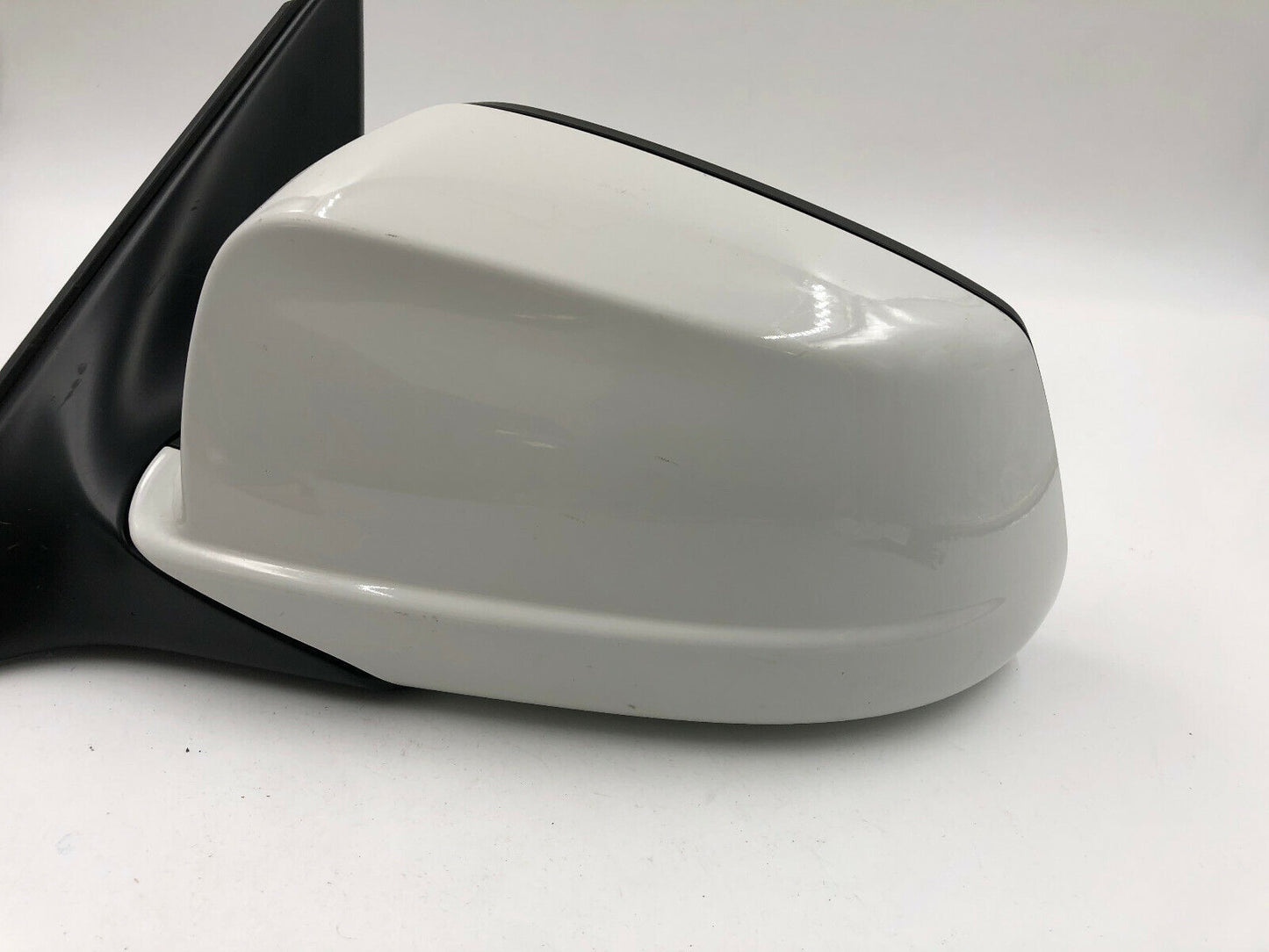 2011-2012 BMW 535i Driver Side View Power Door Mirror White OEM B02B53003