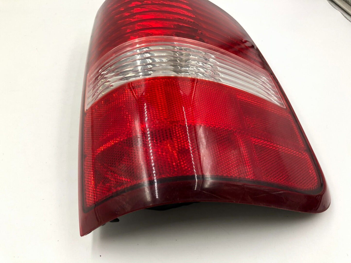 2004-2008 Ford F150 Passenger Side Tail Light Taillight Styleside OEM G02B23026