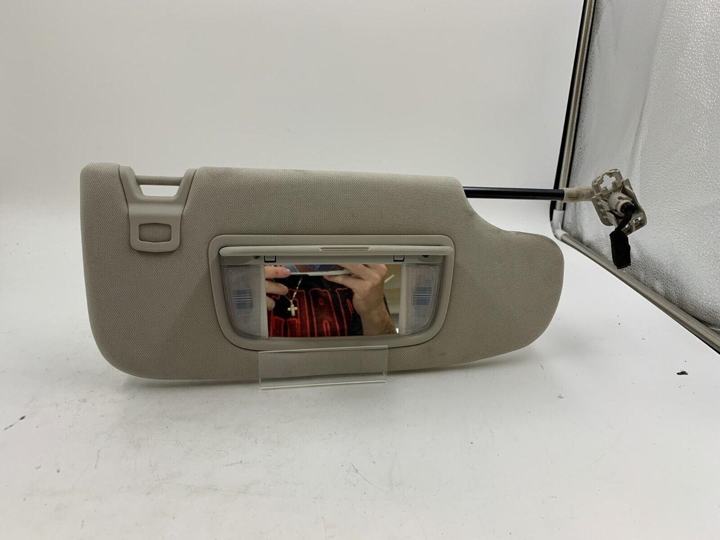 2015-2016 Ford Fusion Passenger Sun Visor Sunvisor Gray Illumination C04B17026