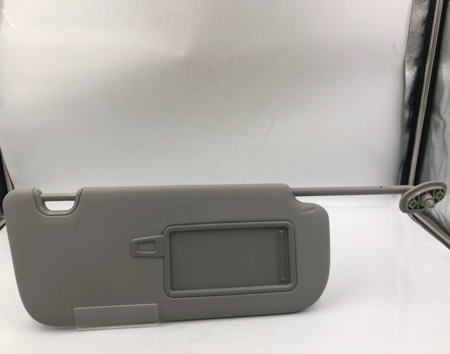 2014-2019 Kia Soul Passenger Sun Visor Sunvisor Gray OEM E01B48060