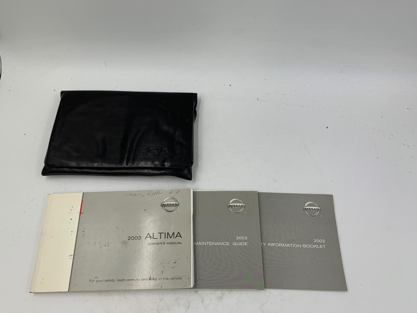 2003 Nissan Altima Owners Manual Set with Case OEM B01B26037