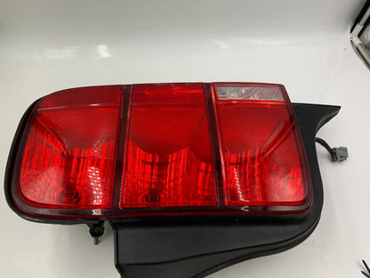 2005-2009 Ford Mustang Passenger Side Tail Light Taillight OEM I04B29001