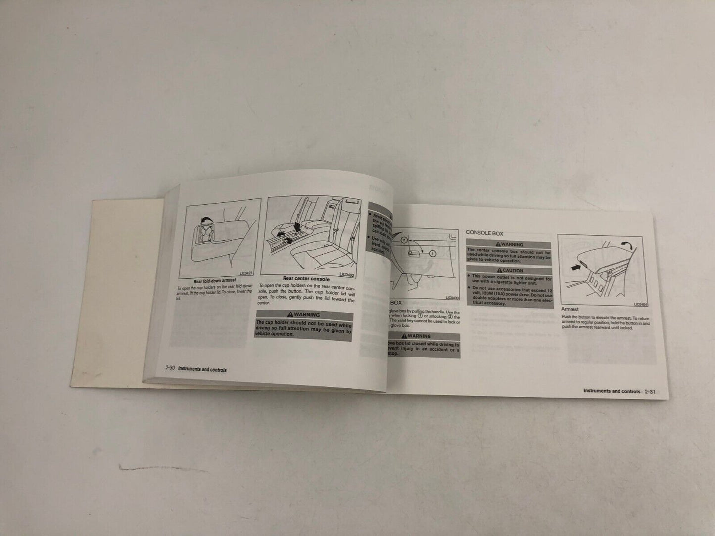 2004 Nissan Maxima Owners Manual Handbook OEM B02B06004