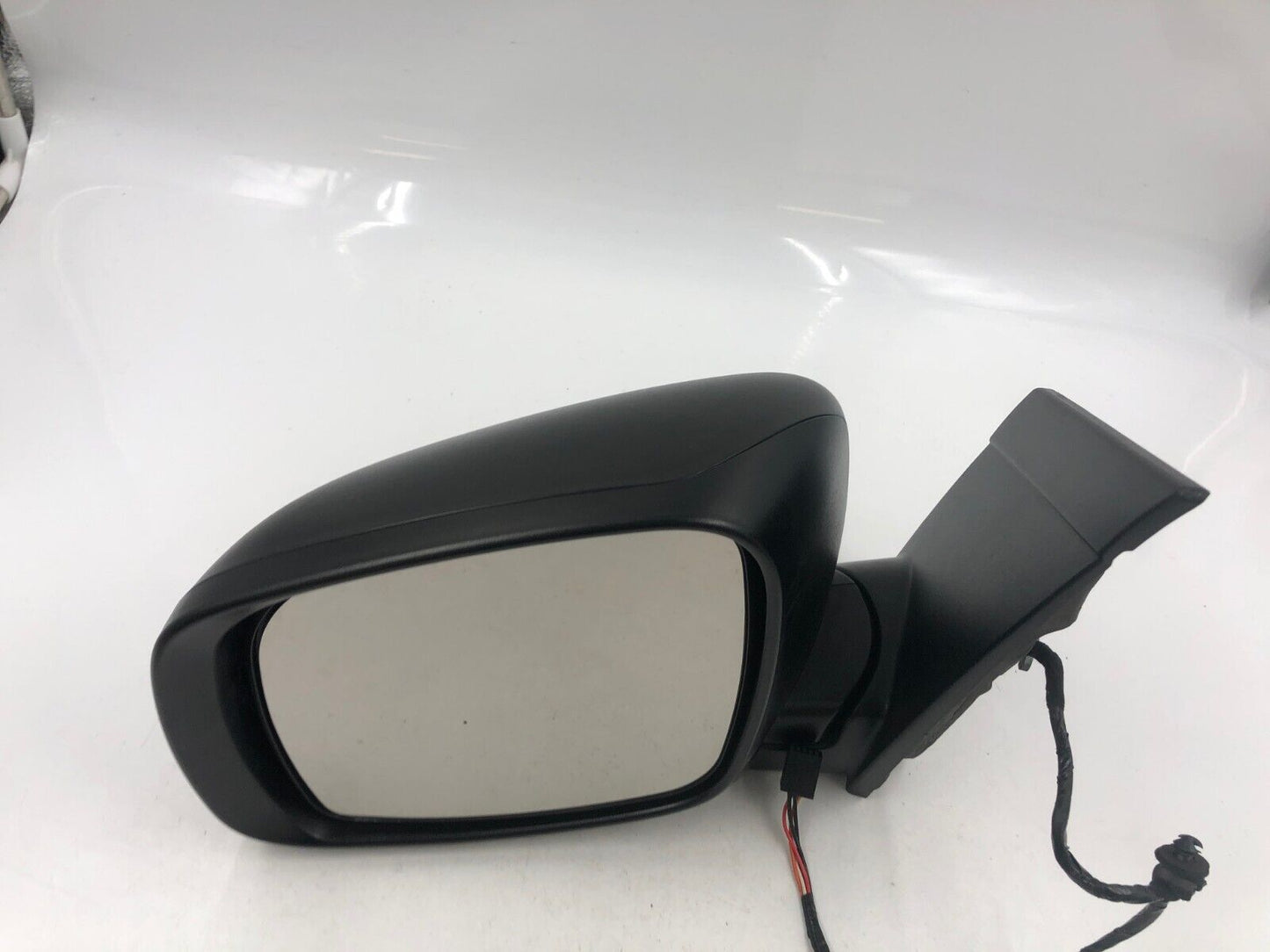 2008-2010 Dodge Caravan Driver Side Power Door Mirror Black OEM A02B62002