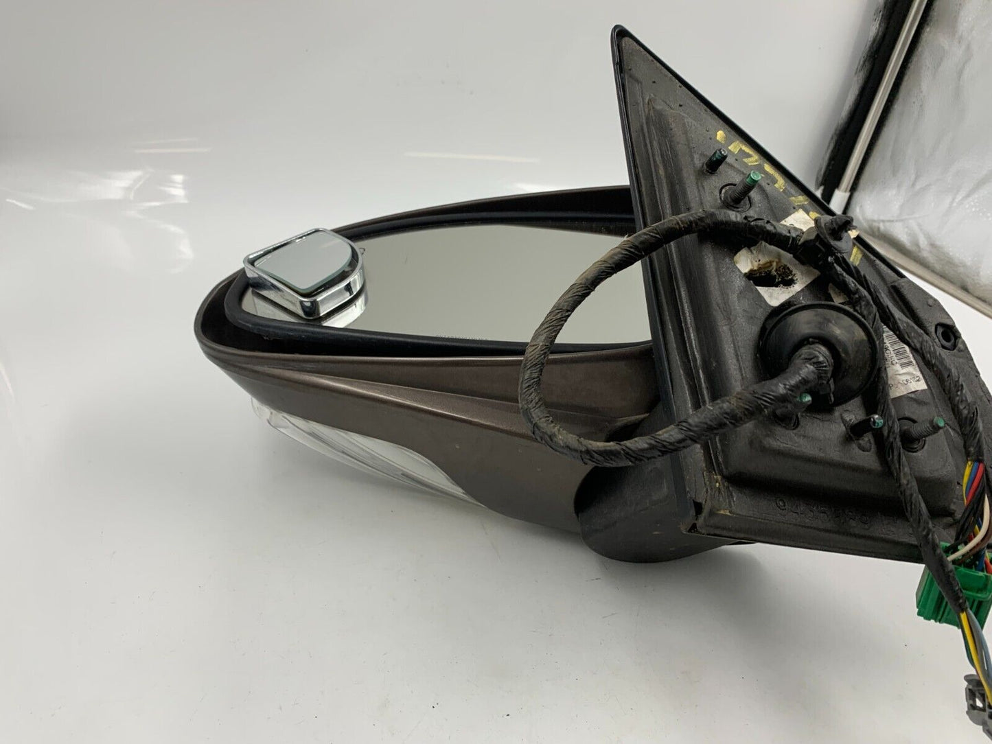 2008-2012 Buick Enclave Driver Side View Power Door Mirror Gray OEM A02B62004