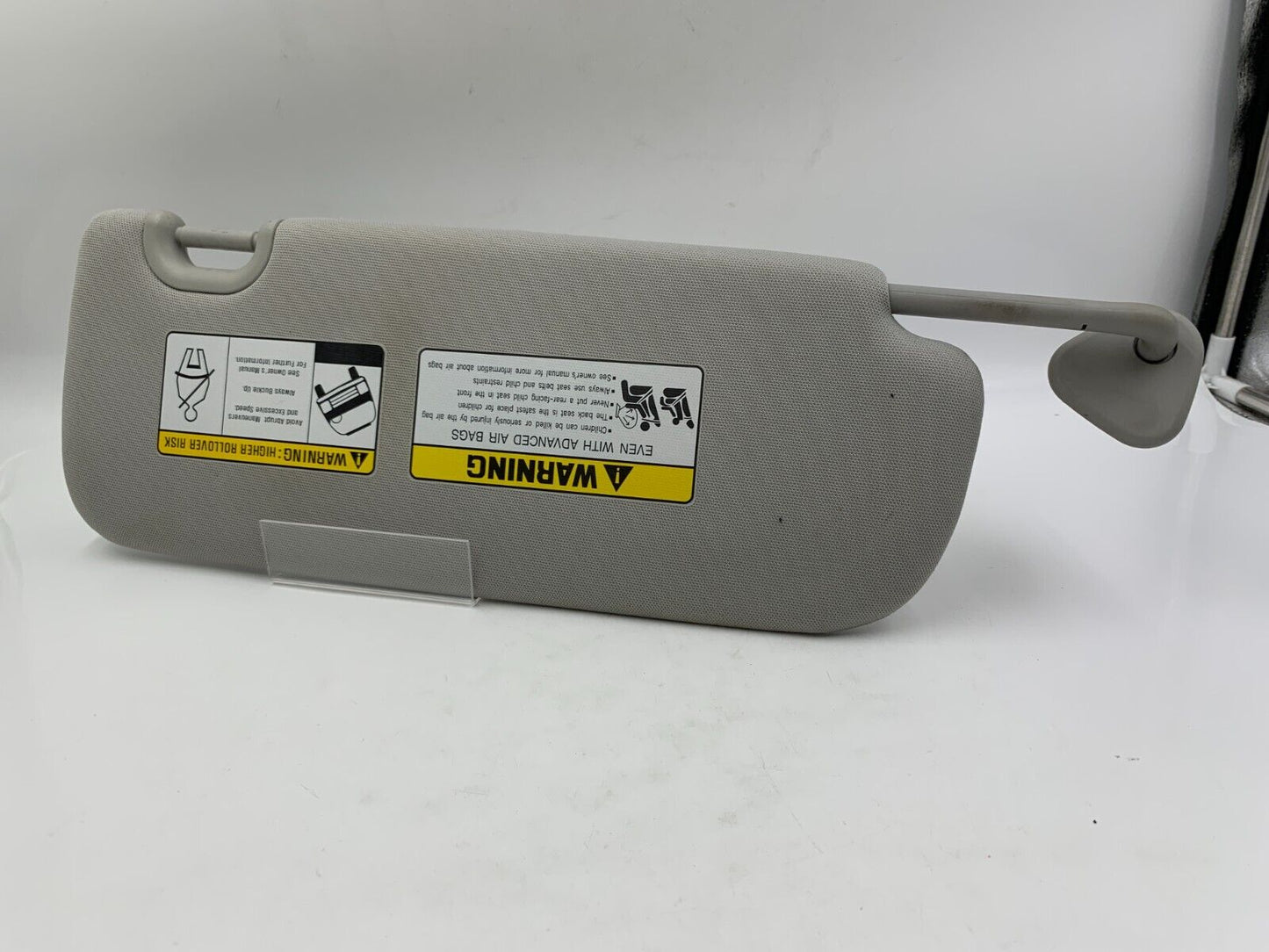 2011-2015 Hyundai Sonata Driver Sun Visor Sunvisor Gray Illuminated A02B64010