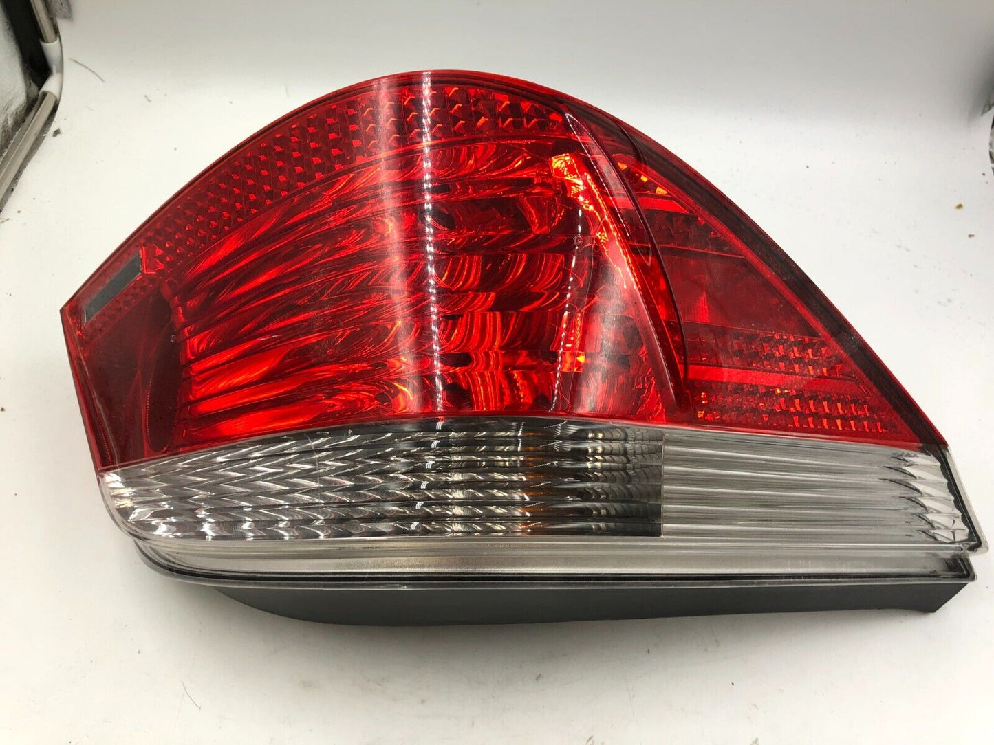 2004-2007 BMW 530i 530 i Driver Side Tail Light Taillight OEM H02B18060