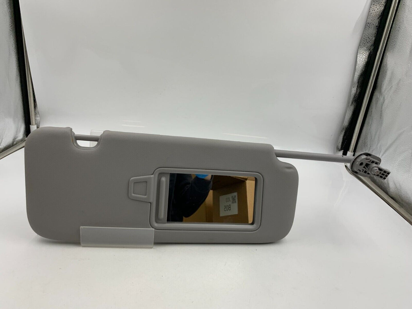 2017-2018 Hyundai Ioniq Passenger Sun Visor Sunvisor Gray OEM B04B30003