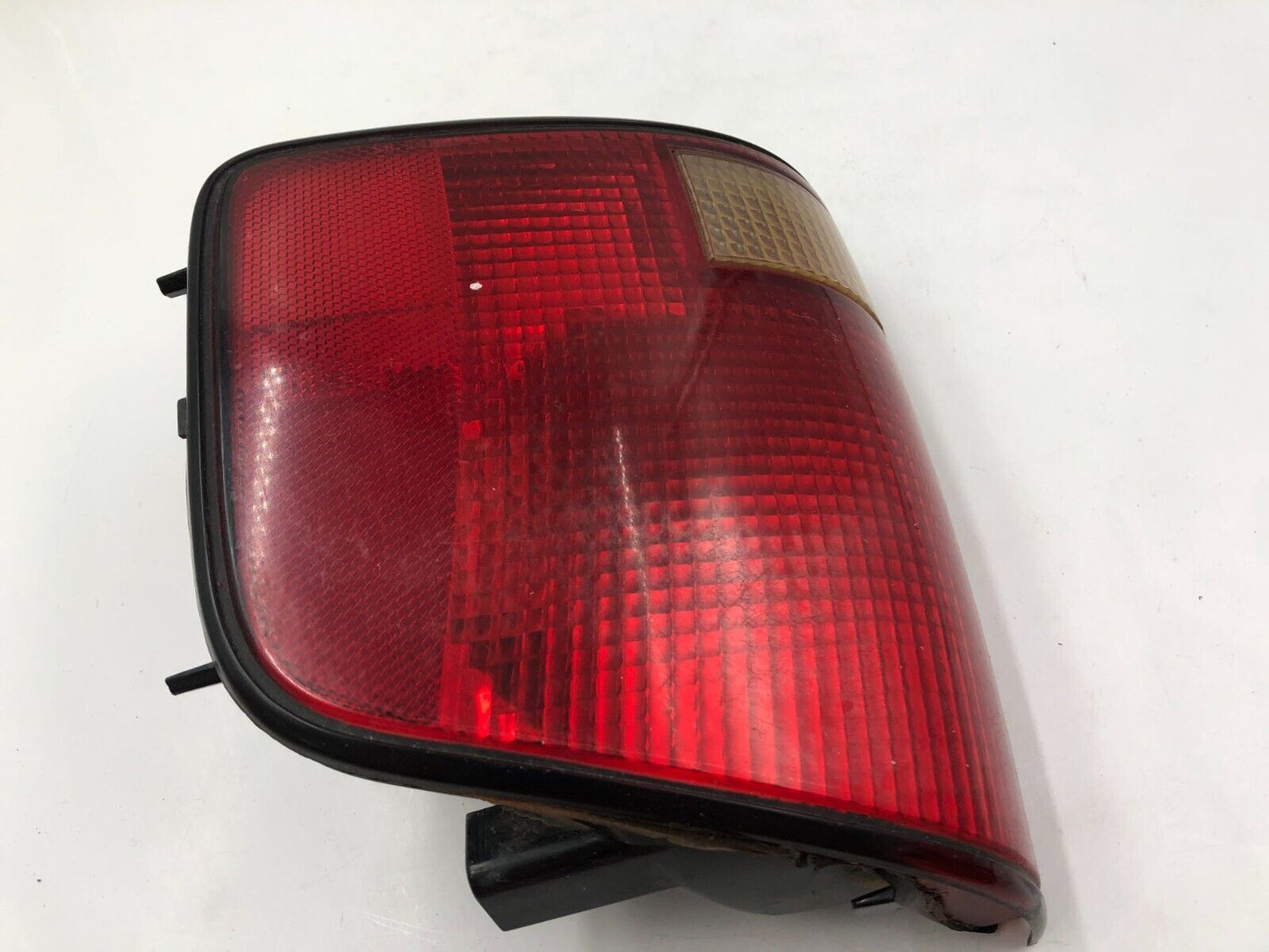 1994-2003 Chevrolet S10/S15 Sonoma Passenger Side Tail Light Taillight B01B68003