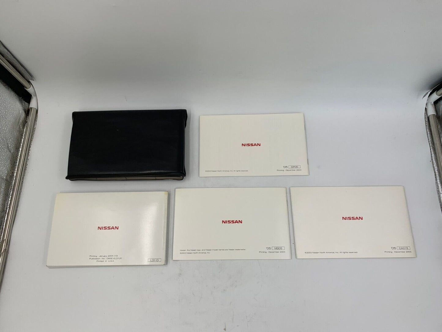 2005 Nissan Altima Sedan Owners Manual Set with Case OEM A01B15049