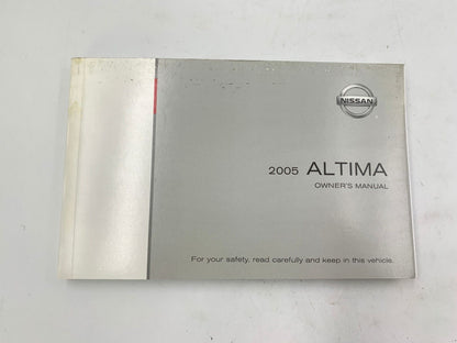 2005 Nissan Altima Sedan Owners Manual Set with Case OEM A01B15049