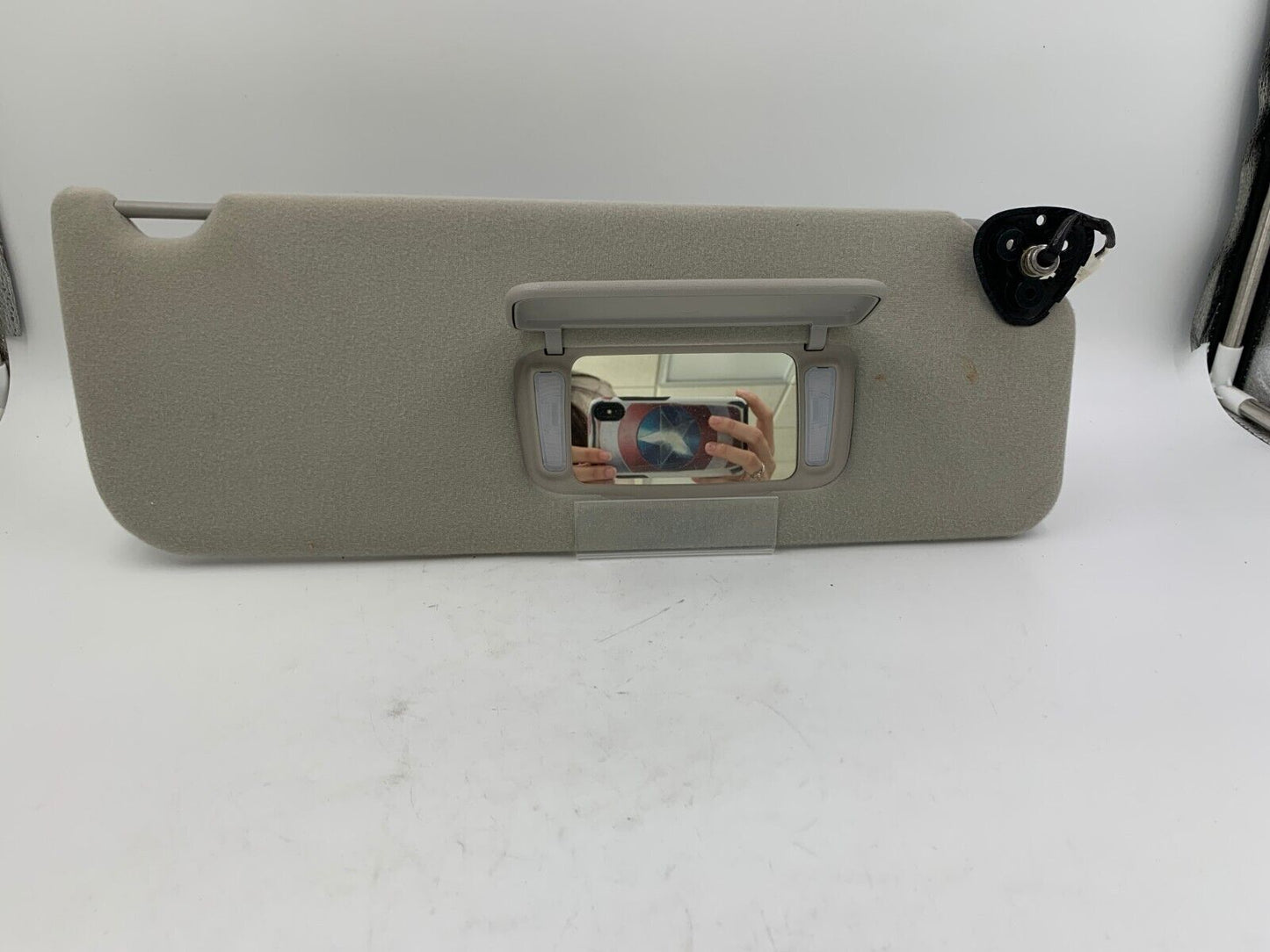 2005-2010 Toyota Sienna Passenger Sun Visor Sunvisor Gray Illuminated B01B06039