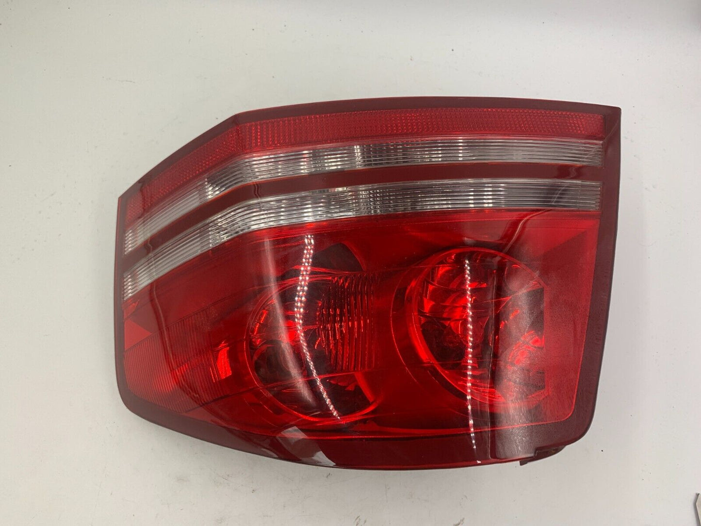 2008-2010 Dodge Avenger Passenger Side Tail Light Taillight OEM C02B19030