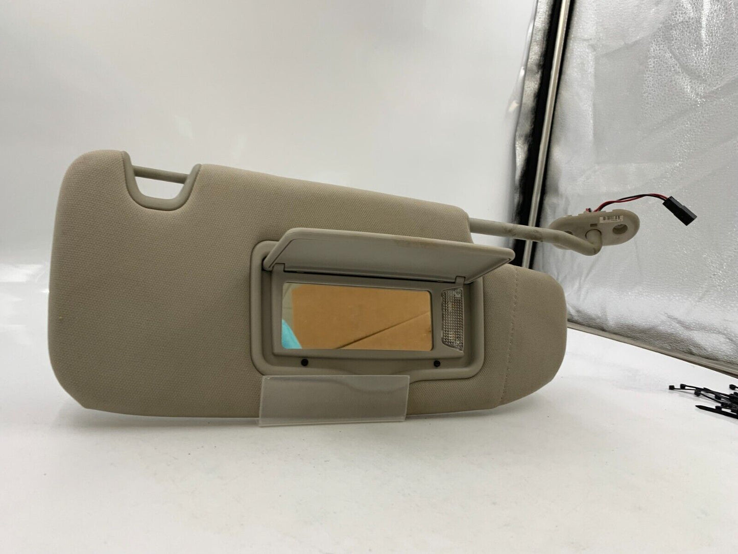 2007-2009 Lincoln MKZ Passenger Sun Visor Sunvisor Beige Illuminated B02B69002