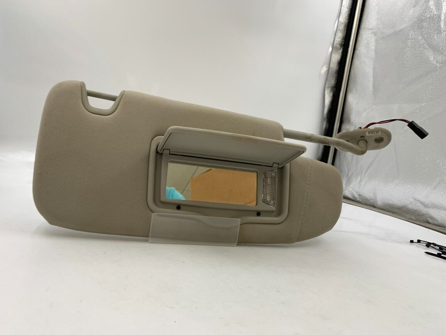 2007-2009 Lincoln MKZ Passenger Sun Visor Sunvisor Beige Illuminated B02B69002