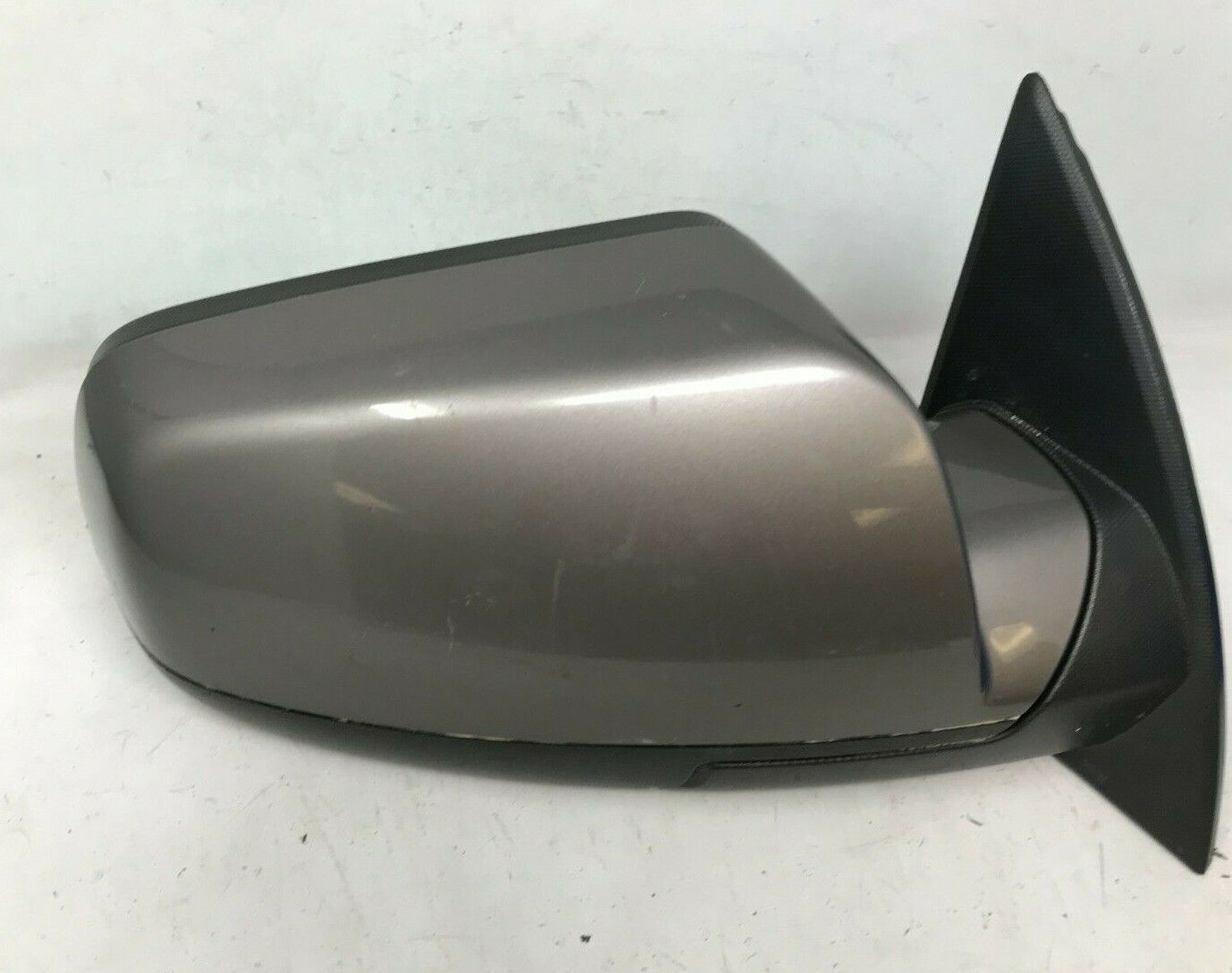 2010-2011 Chevrolet Equinox Passenger View Power Door Mirror Gray OEM A04B57003