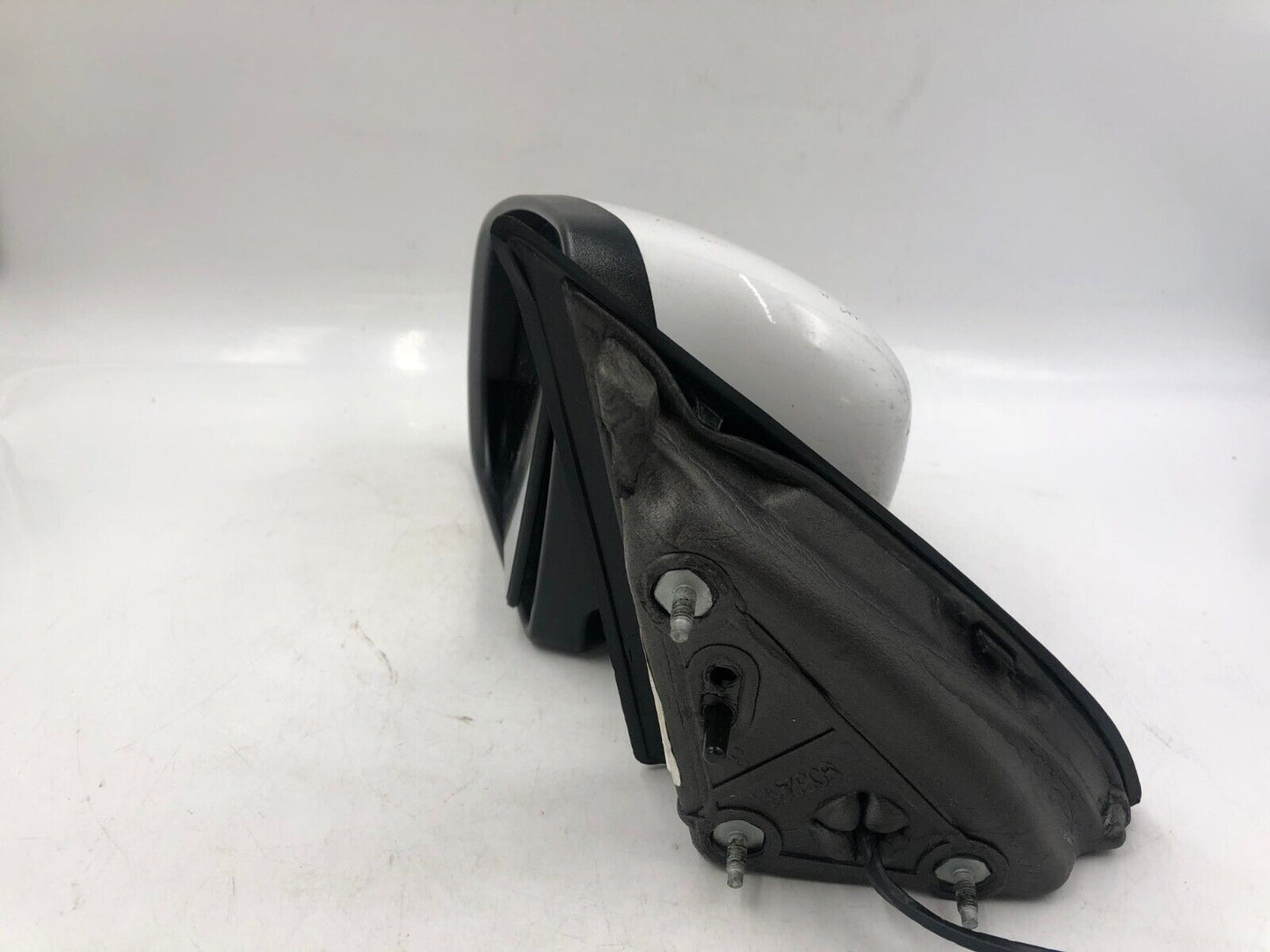 2014-2021 Jeep Cherokee Driver Side View Power Door Mirror White A04B58003