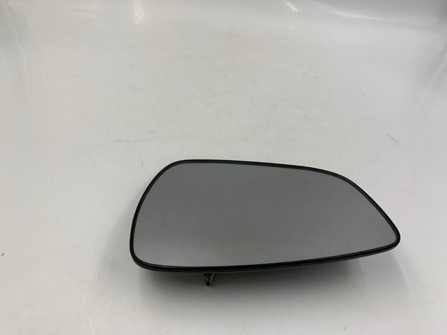 2011-2015 Kia Sorento Driver Side Power Door Mirror Glass Only OEM B04B12051