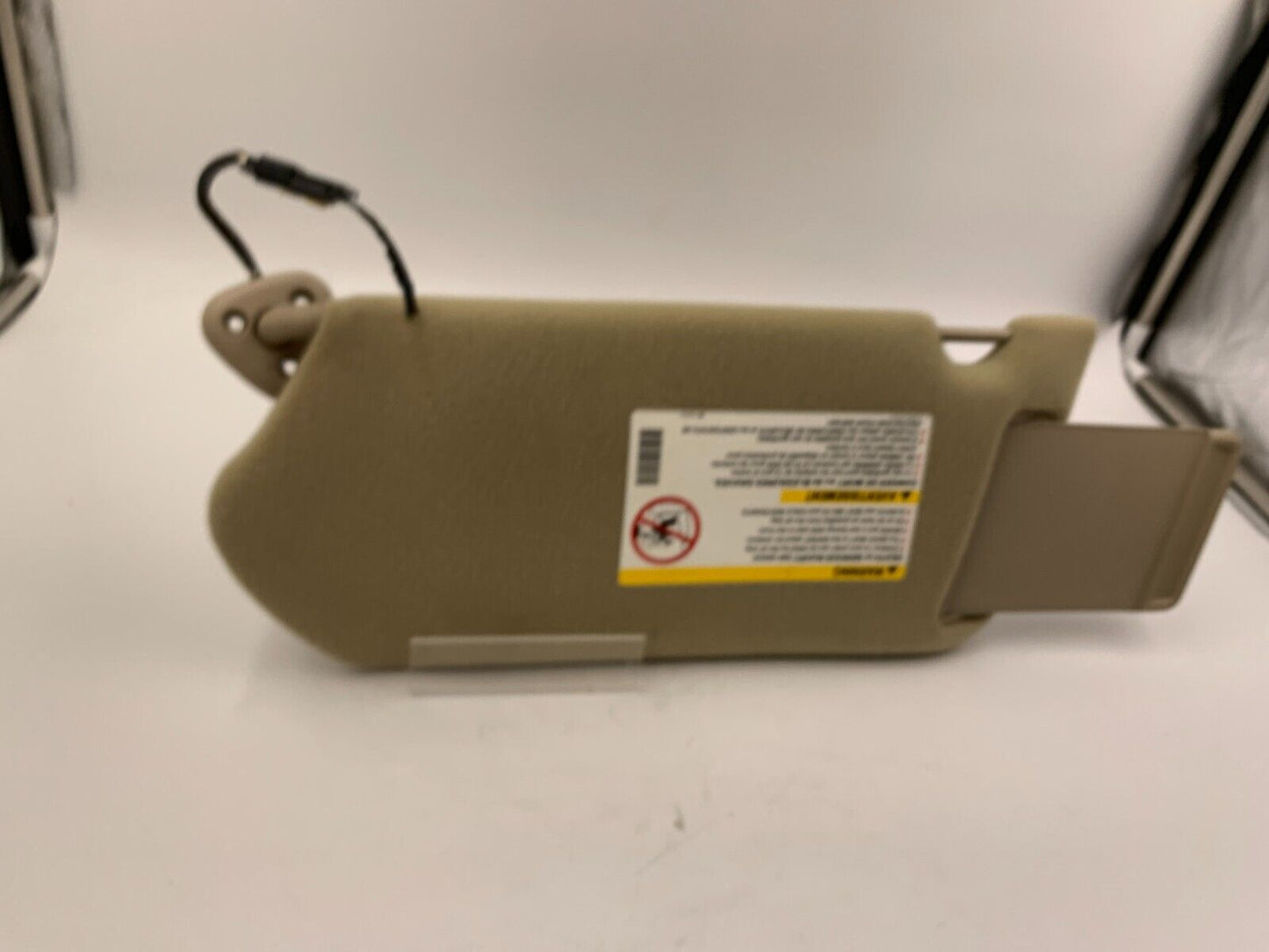 2000-2005 Chevrolet Impala Passenger Sunvisor Beige Illuminated OEM B04B16050