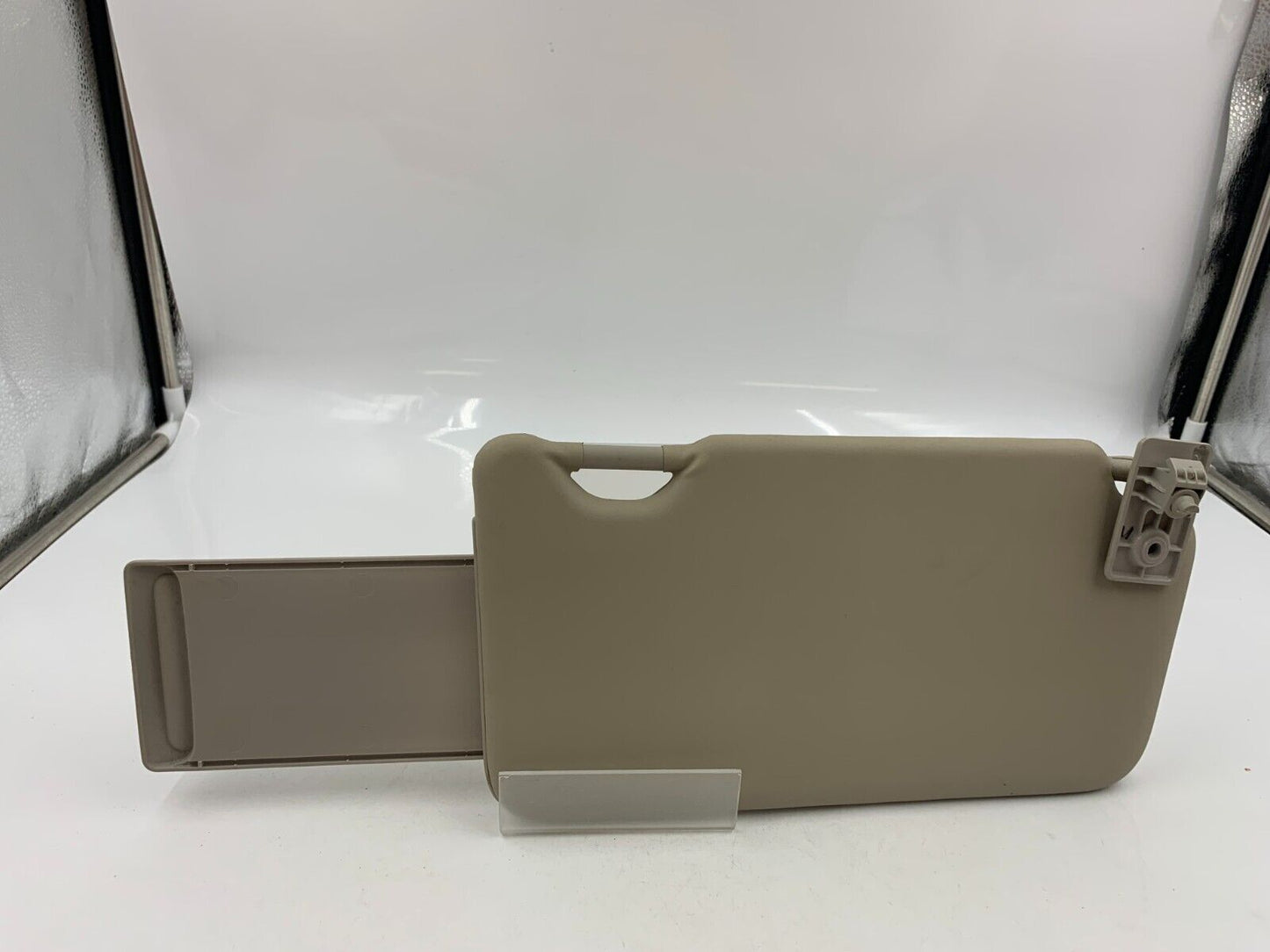 2013-2015 Nissan Versa Sedan Passenger Sun Visor Sunvisor Gray OEM B04B03052