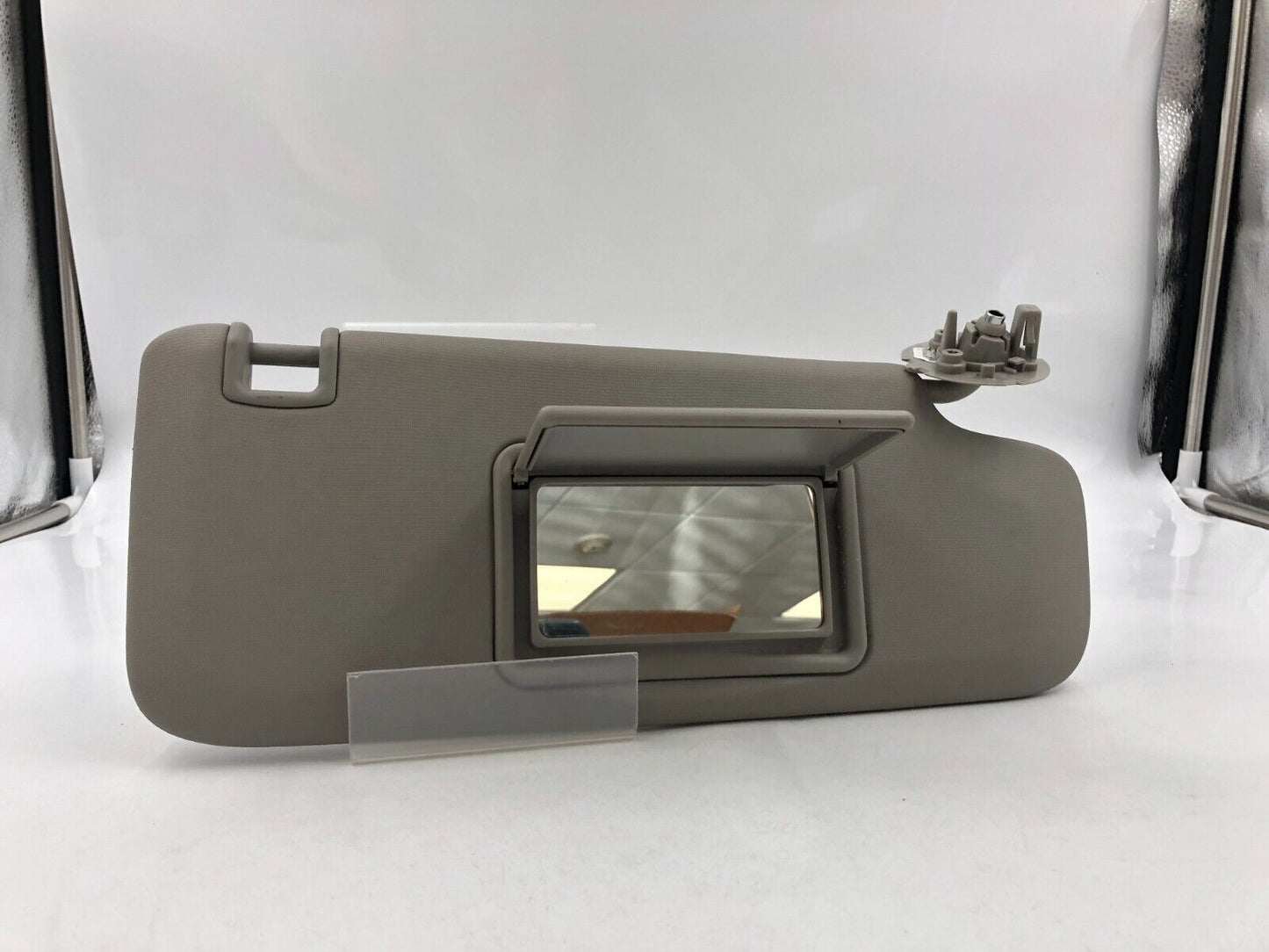 2011-2016 Chevrolet Cruze Passenger Visor Sunvisor Gray Illumination B01B15036