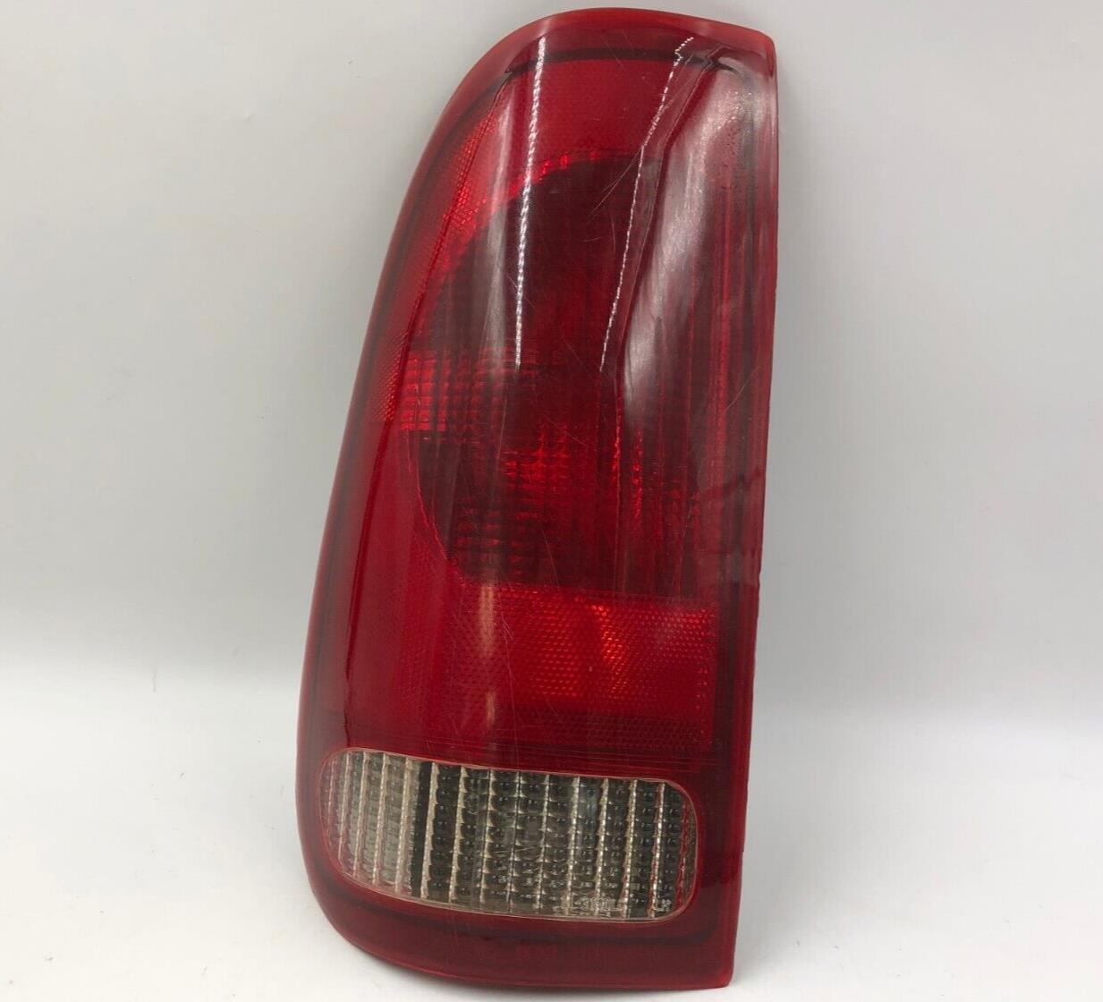 1999-2007 Ford F-350SD Driver Side Tail Light Taillight Styleside OEM A04B29050